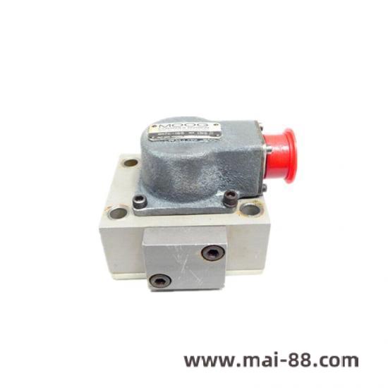 MOOG D136-001-008a Industrial Module